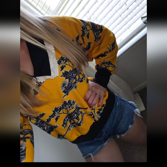 Anthropologie Corey Lynn Calter Collared Sweatshirt Small - Picture 6 of 12